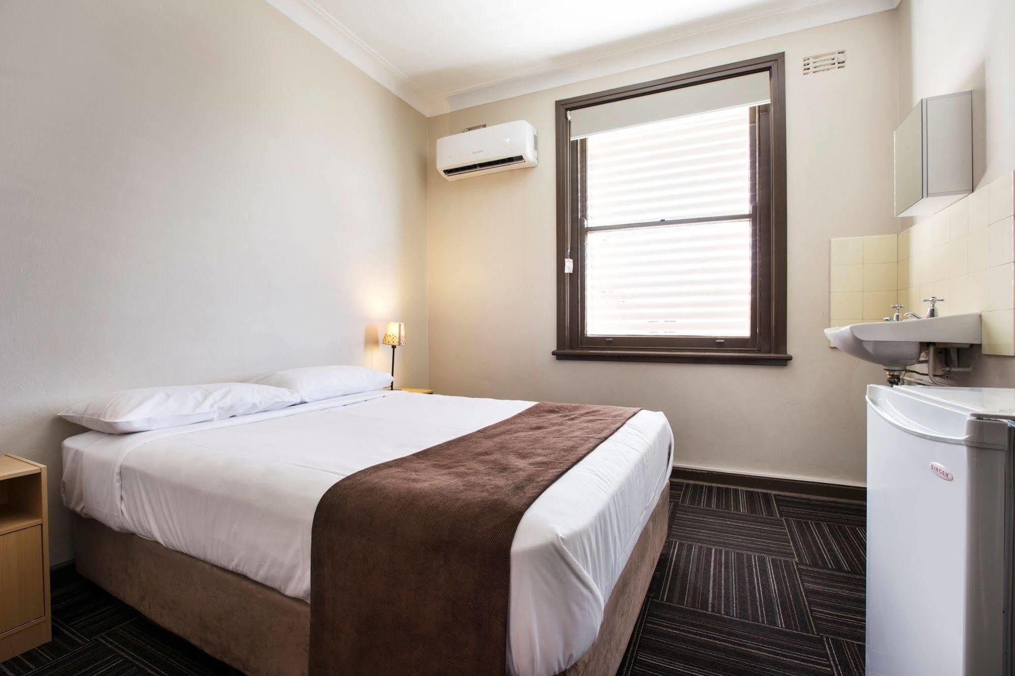 Toongabbie Hotel Blacktown Exterior foto